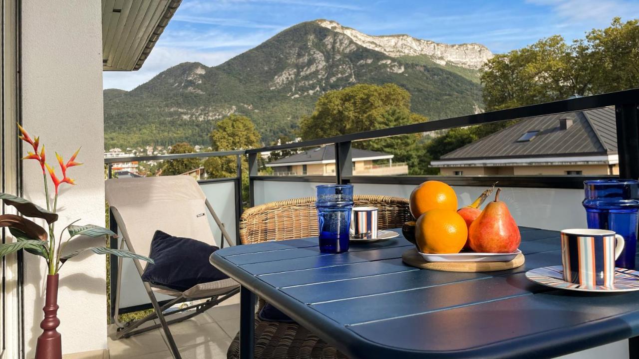 Homey Montaigne - New - A 1 Min A Pied Du Lac D'Annecy - 2 Balcons Prives - Appartement Avec 2 Chambres - Stationnement Gratuit Toute L'Annee Sauf En Ete - Juin A Aout Ngoại thất bức ảnh
